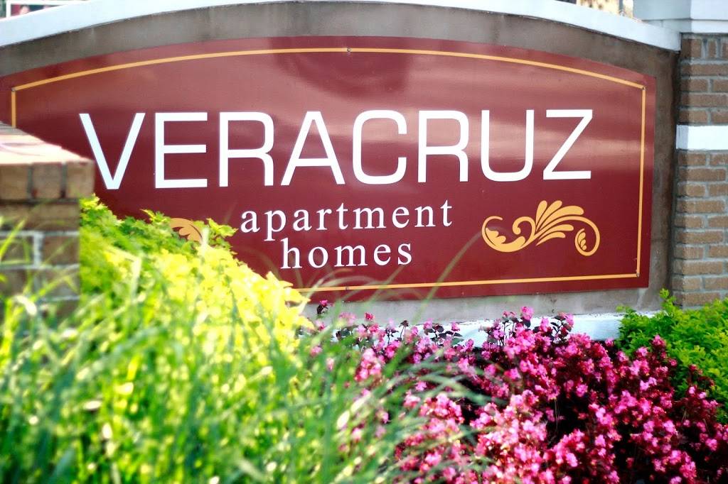 Veracruz Apartment Homes | 5738 Old Dixie Hwy, Forest Park, GA 30297, USA | Phone: (404) 254-4343