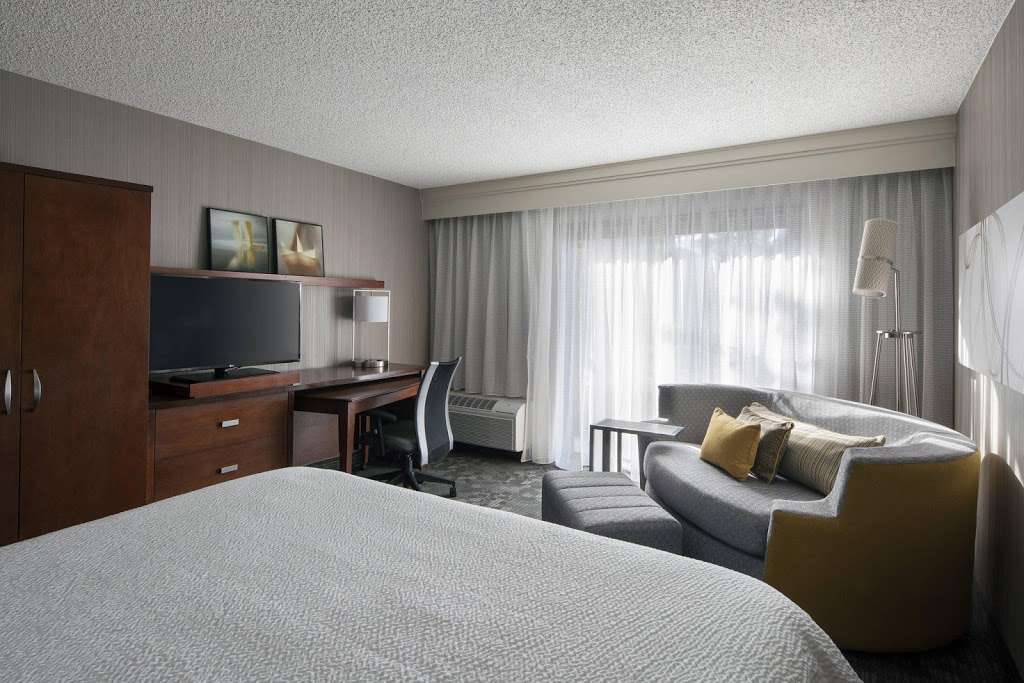 Courtyard by Marriott Los Angeles Torrance/South Bay | 1925 W 190th St, Torrance, CA 90504, USA | Phone: (310) 532-1722