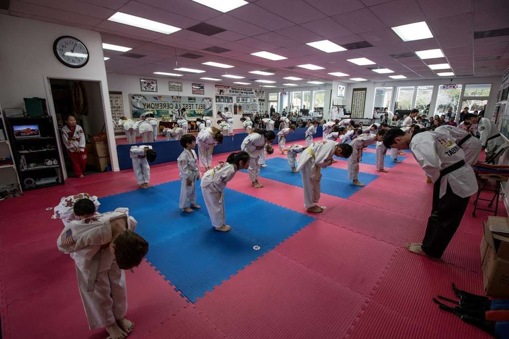 C&J TAEKWONDO | 1730 E Avenida De Los Arboles, Thousand Oaks, CA 91362 | Phone: (805) 501-7169