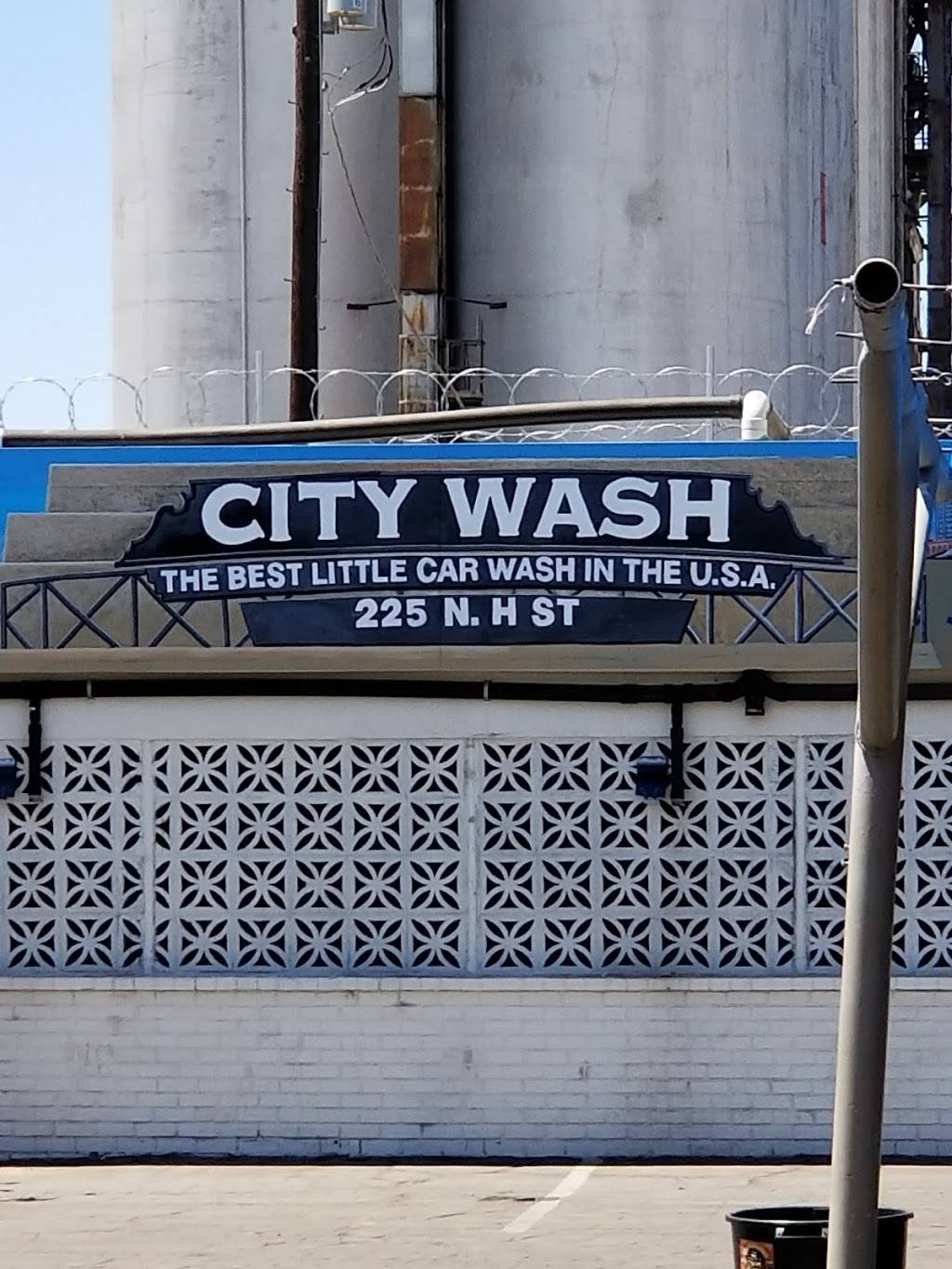 City Wash-Chevron | 225 N H St, Fresno, CA 93701, USA | Phone: (559) 264-0264