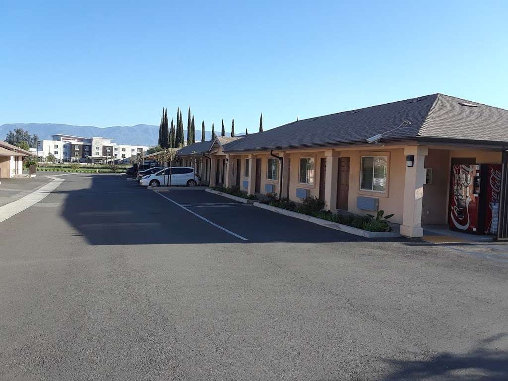 Dutch Motel | 25252 Redlands Blvd, Loma Linda, CA 92354, USA | Phone: (909) 796-2166