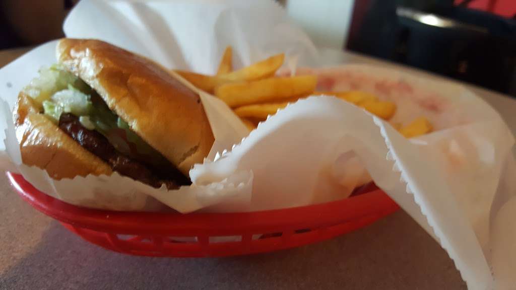 Bubbas Burgers & Fries | 11089 New Sulphur Springs Rd, San Antonio, TX 78263, USA | Phone: (210) 649-3397