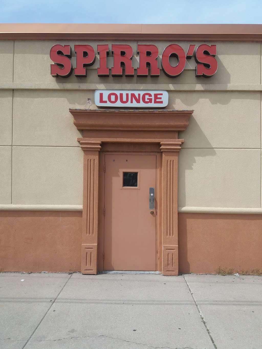 Spirros Lounge | 4760 Calumet Ave, Hammond, IN 46327 | Phone: (219) 932-3255