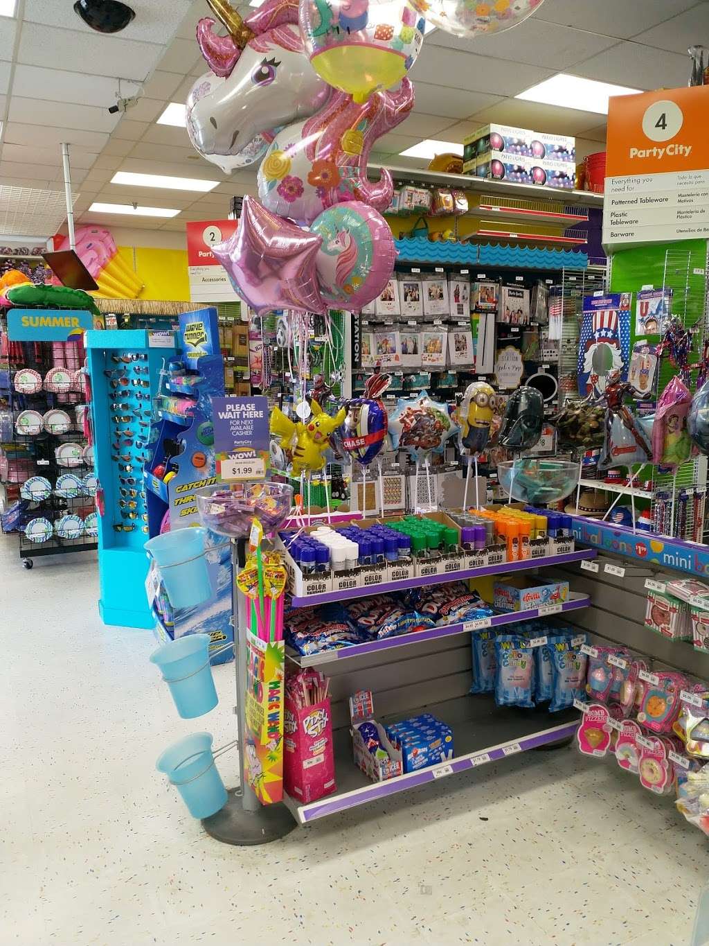 Party City | 418 N Euclid St, Anaheim, CA 92801, USA | Phone: (714) 491-4800