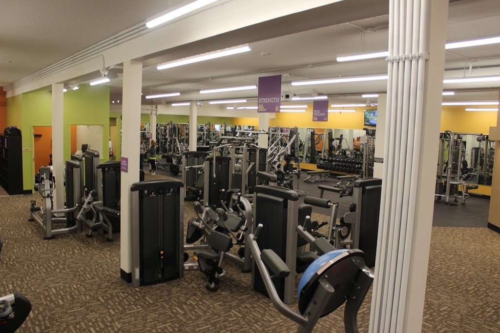 Anytime Fitness | 1452 Broncos Hwy, Burrillville, RI 02830, USA | Phone: (401) 371-2877