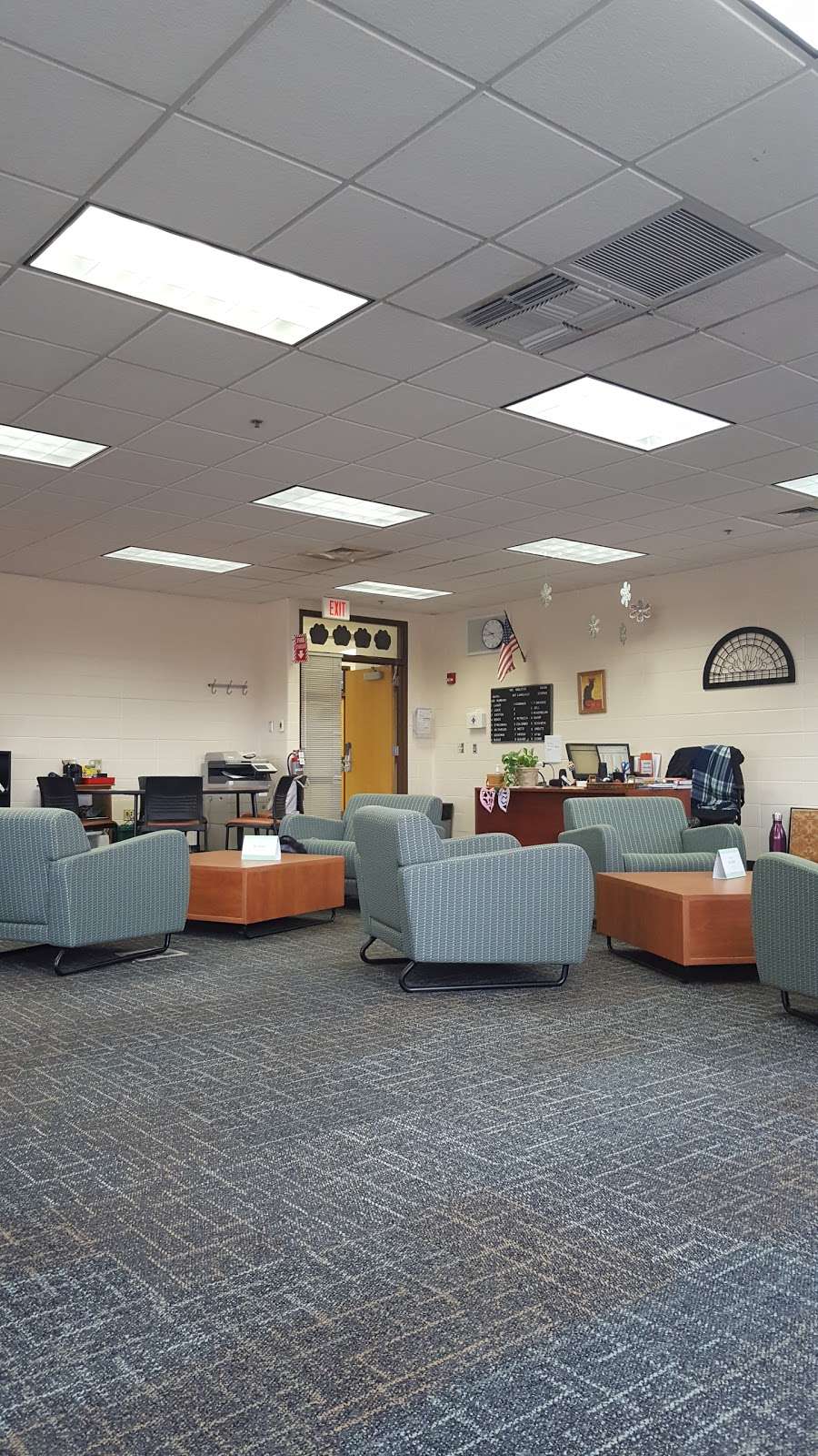 Libertyville High School | 708 W Park Ave, Libertyville, IL 60048 | Phone: (847) 327-7000