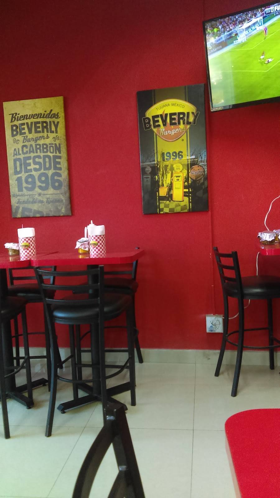 BEVERLY BURGERS PACIFICO | Acapulco 8937, Parque Industrial Pacifico III, 22643 Tijuana, B.C., Mexico | Phone: 664 969 9090