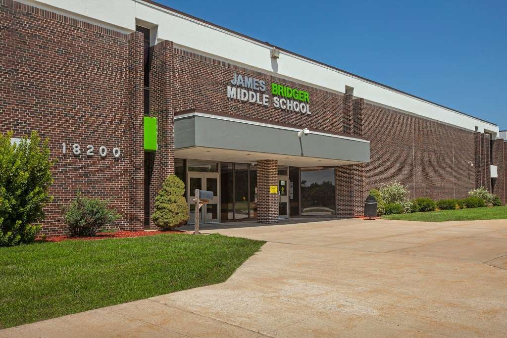 James Bridger Middle School | 18200 E. M78 Highway, Independence, MO 64057, USA | Phone: (816) 521-5375