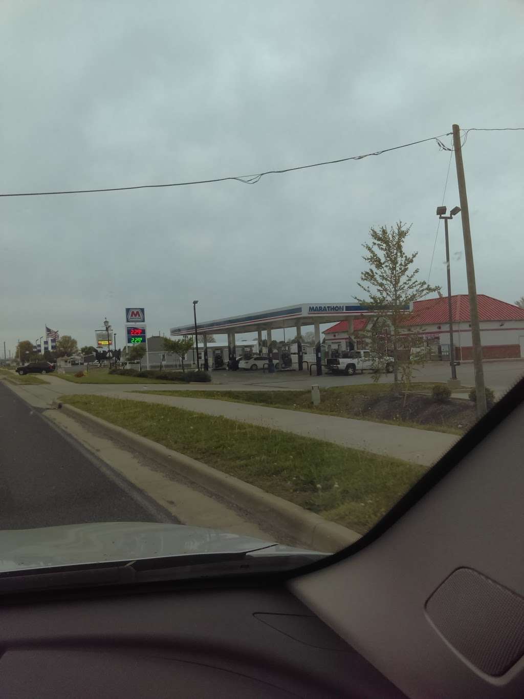 Sunoco Gas Station | 9605 Pendleton Pike, Indianapolis, IN 46236, USA | Phone: (317) 897-1200