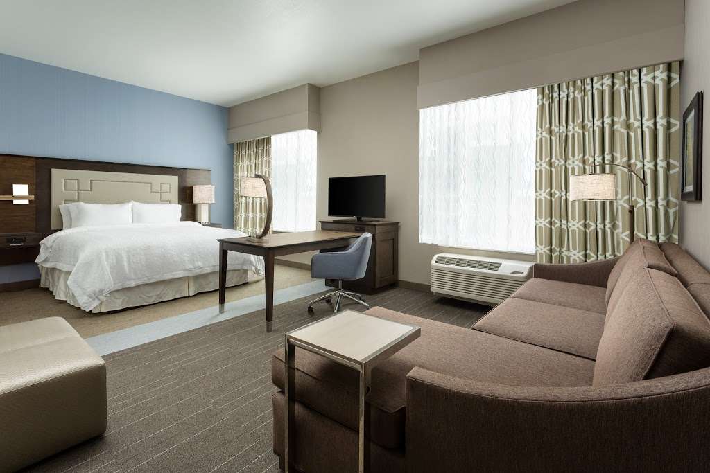 Hampton Inn & Suites Napa | 945 Hartle Ct, Napa, CA 94559, USA | Phone: (707) 255-4000