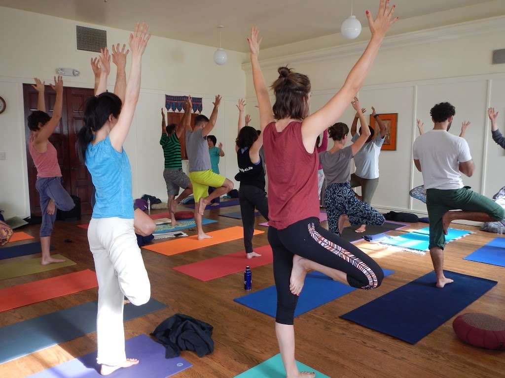 Sivananda Yoga Vedanta Center | 1185 Vicente St, San Francisco, CA 94116, USA | Phone: (415) 681-2731