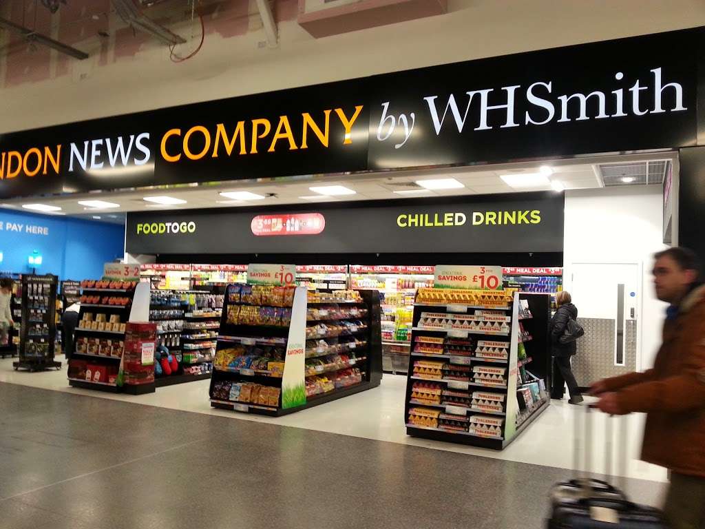 The Bookshop by WHSmiths | North Terminal, Service Rd, Horley, Gatwick RH6 0NP, UK | Phone: 01293 568664