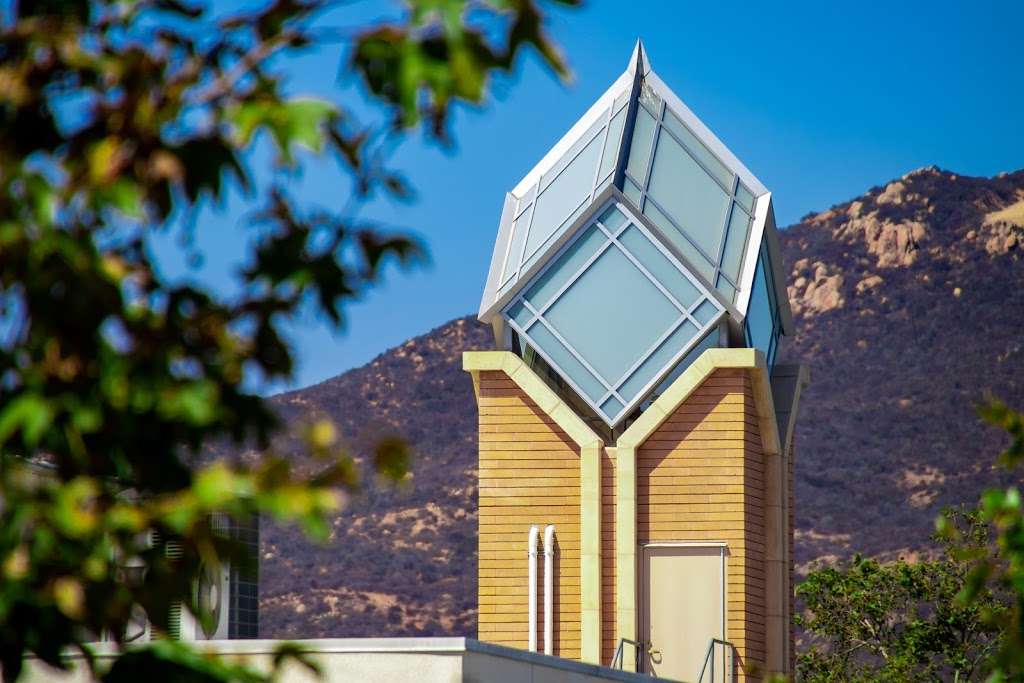 Grossmont College | 8800 Grossmont College Dr, El Cajon, CA 92020, USA | Phone: (619) 644-7000