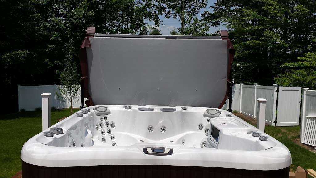 Sundance Spas NH | 707 Milford Rd, Merrimack, NH 03054, USA | Phone: (603) 882-2600