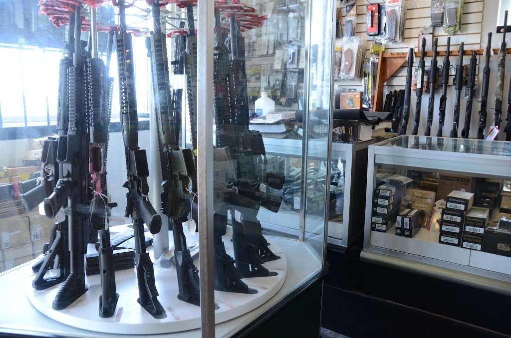 Phoenix Guns | 5025 State St, Columbus, IN 47201, USA | Phone: (812) 378-5727