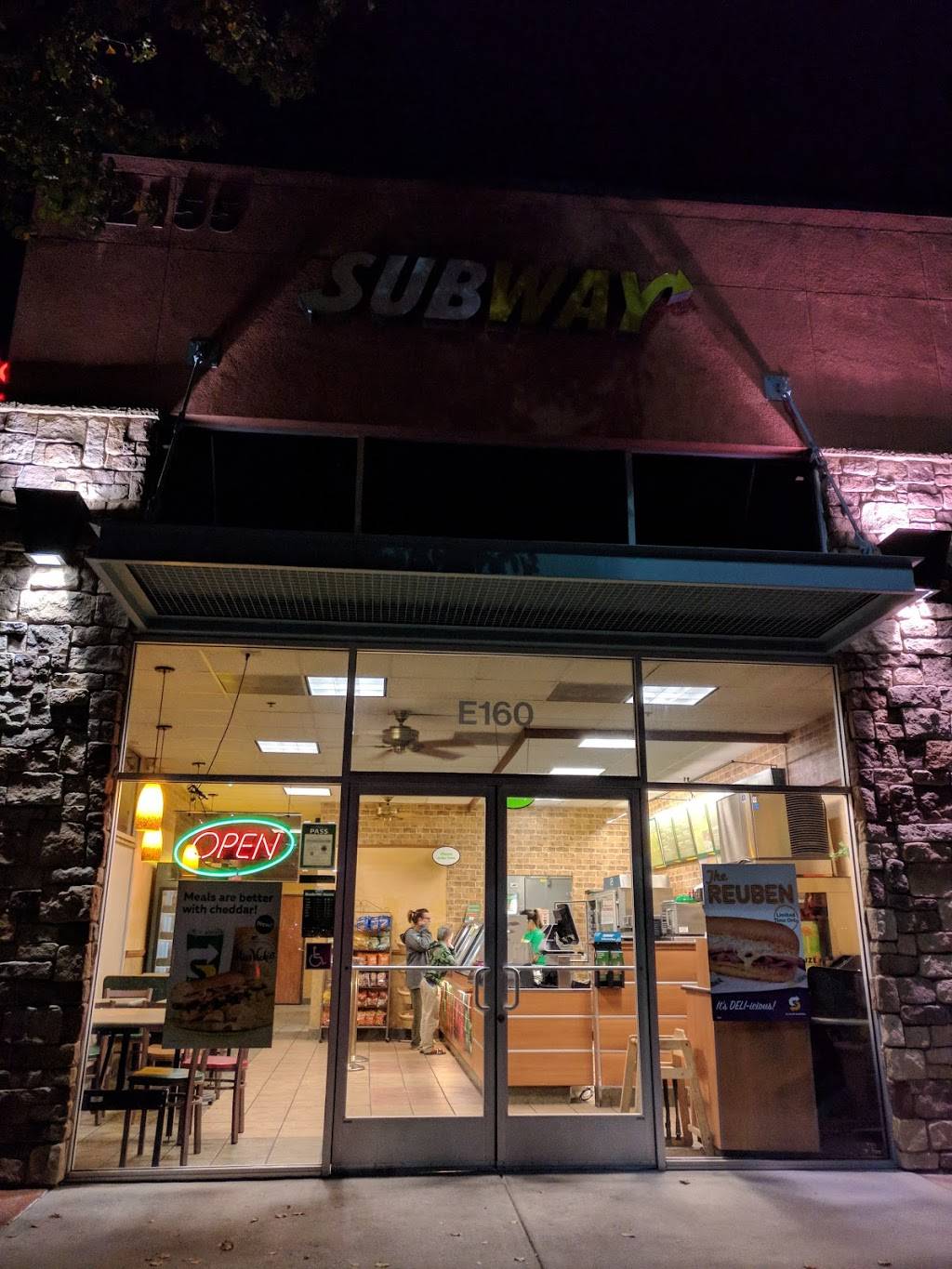 Subway | 2155 Town Center Plaza Suite E160, West Sacramento, CA 95691 | Phone: (916) 371-1290