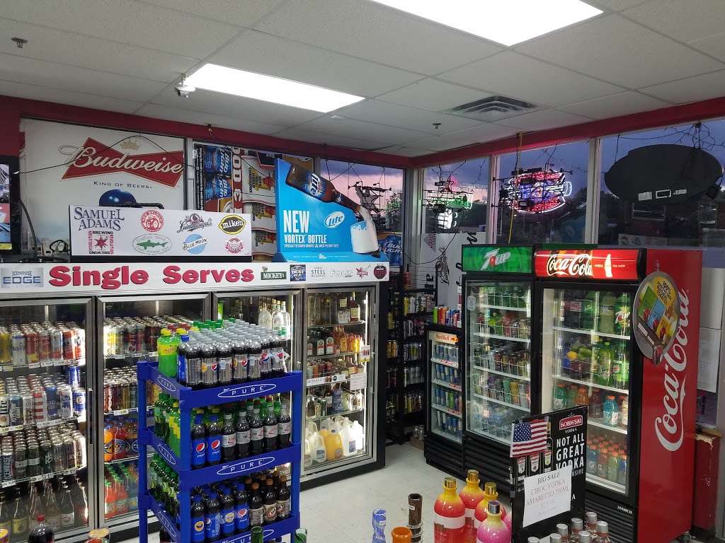 Royal Liquor & Wine | 1015 N Randall Rd, Elgin, IL 60123, USA | Phone: (847) 697-9463