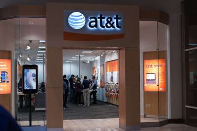 AT&T Store | 408 Stratford Dr, Bloomingdale, IL 60108, USA | Phone: (630) 351-9300