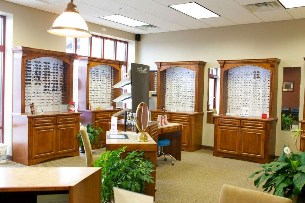 Oconomowoc Vision Clinic | 1674 Old School House Rd #101, Oconomowoc, WI 53066, USA | Phone: (262) 567-2295