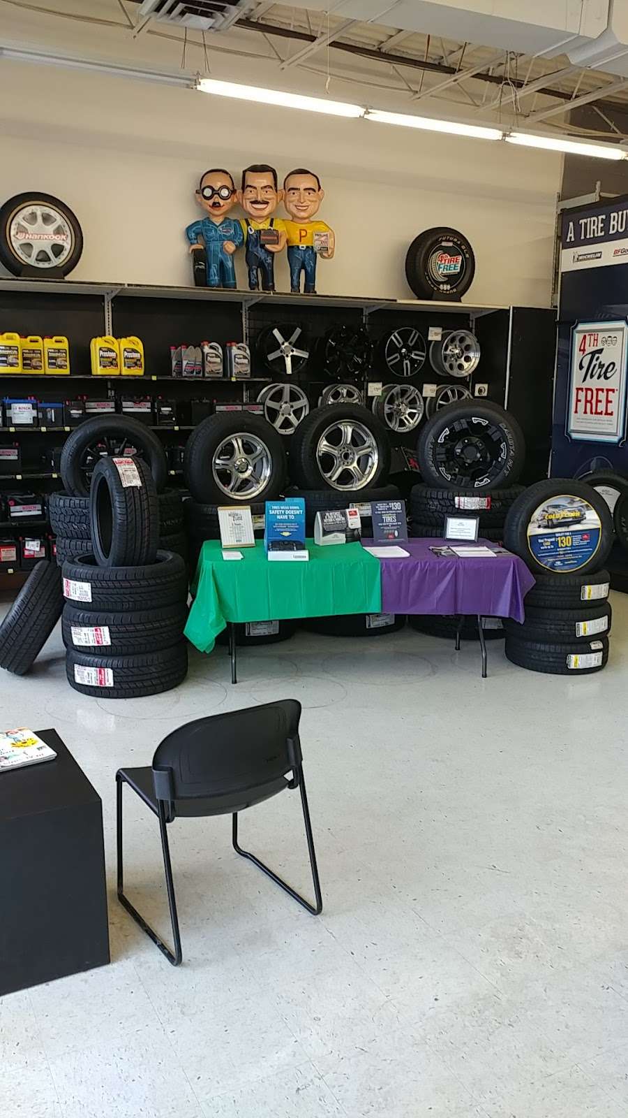 Pep Boys Auto Service & Tire | 135 Christiana Rd #273, New Castle, DE 19720, USA | Phone: (302) 322-4307