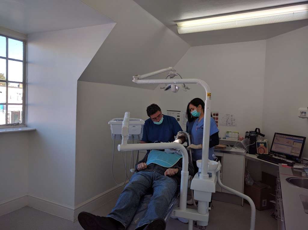 Kingsbury Dental Practice | 529 Kingsbury Road, London NW9 9EG, UK | Phone: 020 8204 8966