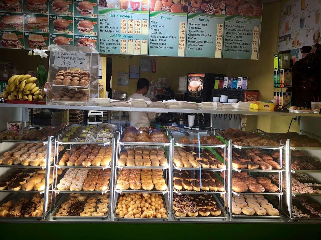 Pams Doughnuts & Yogurt | 4726 Riverside Dr # C, Chino, CA 91710, USA | Phone: (909) 627-2766