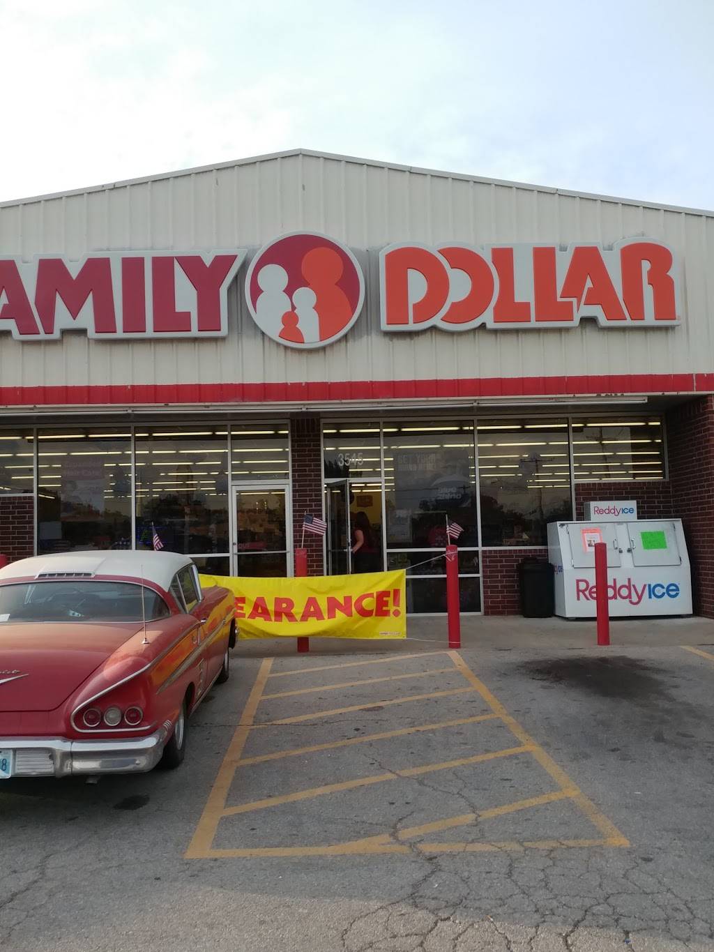 Family Dollar | 3545 SE 15th St, Oklahoma City, OK 73115, USA | Phone: (405) 619-7372