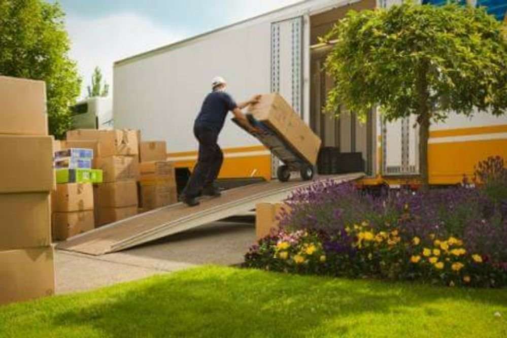 AM - MOVERS LLC | 4178 S Crystal Ct, Aurora, CO 80014 | Phone: (720) 372-9390