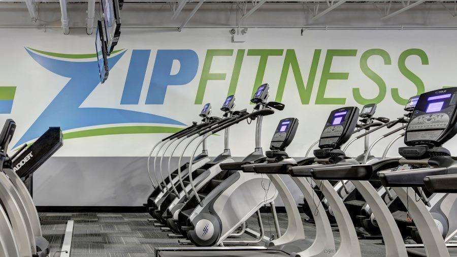 Zip Fitness Round Lake Beach | 817 E Rollins Rd, Round Lake Beach, IL 60073, USA | Phone: (847) 752-8670