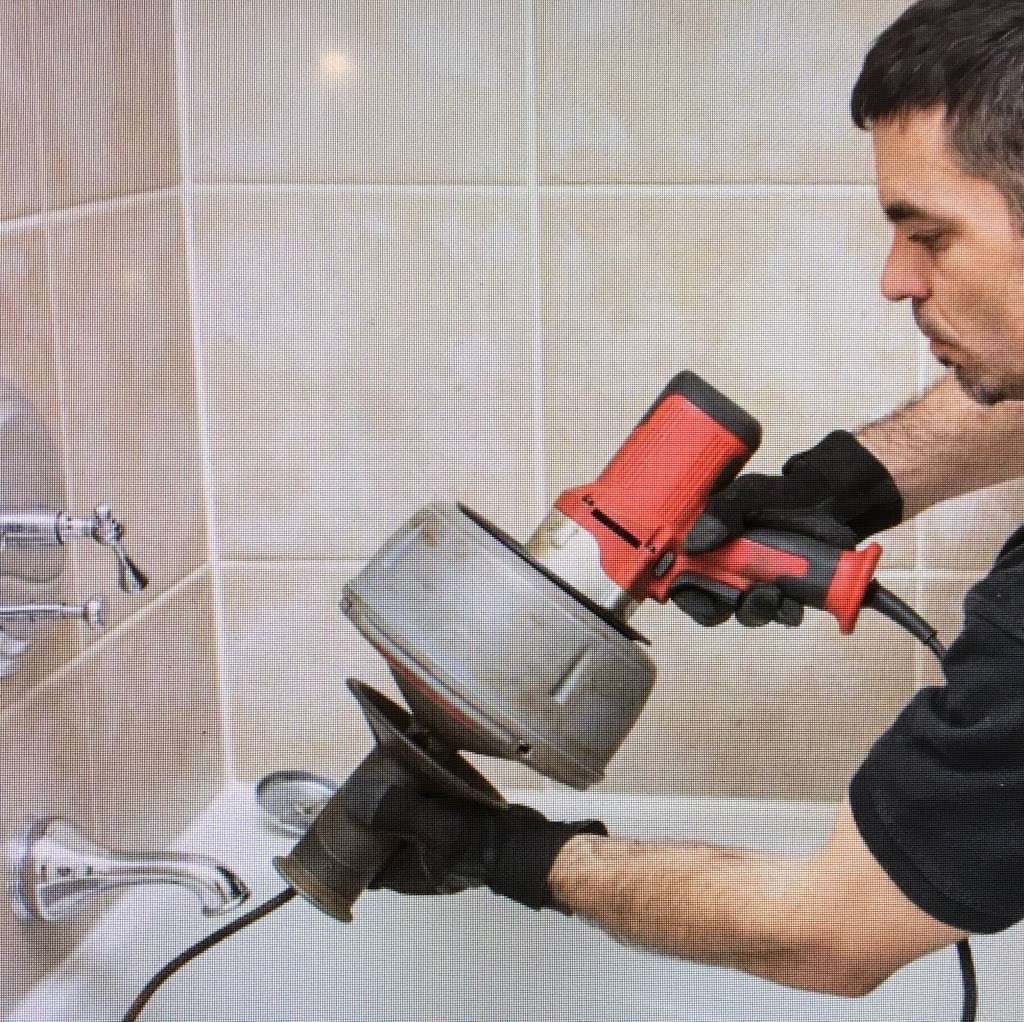 Plumber South Gate, Rescue Plumbing | 10711 Amery Ave, South Gate, CA 90280, USA | Phone: (562) 758-1408