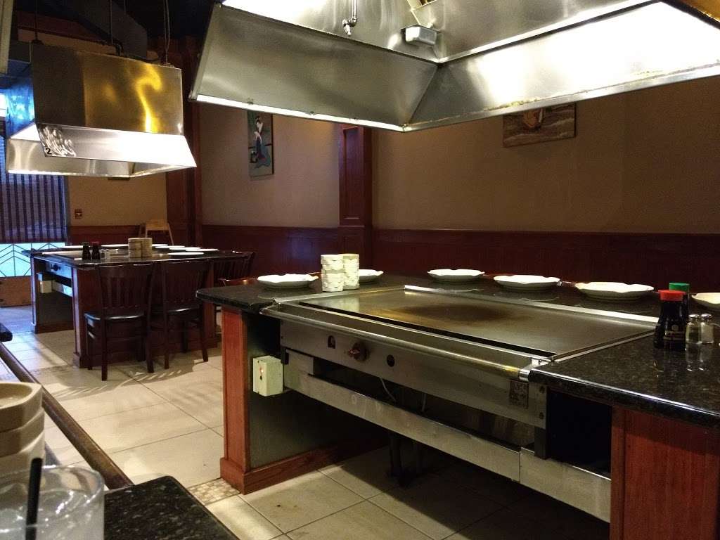 Mizu Japanese Steak House and Sushi | 1632 W Osceola Pkwy, Kissimmee, FL 34741, USA | Phone: (407) 846-8828