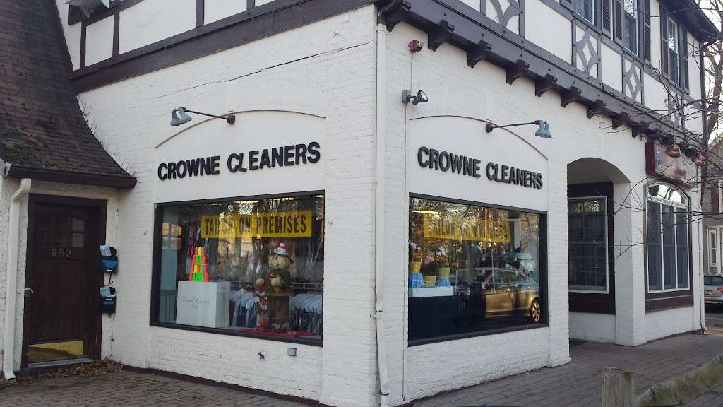 Crown Cleaners | 850 E Ridgewood Ave, Ridgewood, NJ 07450, USA | Phone: (201) 251-2331