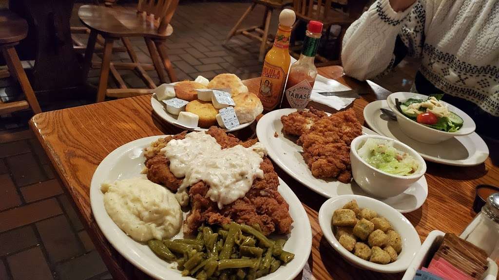 Cracker Barrel Old Country Store | 40 Frontage Rd, Lafayette, IN 47905 | Phone: (765) 447-9544