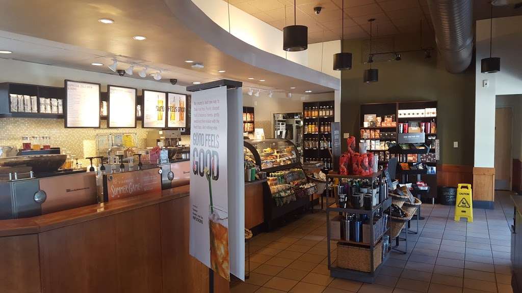 Starbucks | 4670 N Socrum Loop Rd, Lakeland, FL 33809, USA | Phone: (863) 859-0313