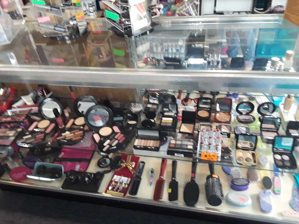 Ednas Cosmetics | Thomas Ave, Pasadena, TX 77506