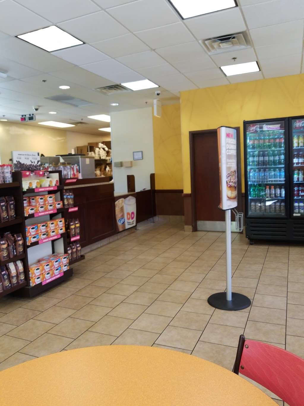 Dunkin | 4501 S Harlem Ave, Forest View, IL 60402, USA | Phone: (708) 484-7960