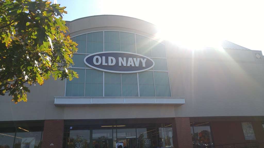 Old Navy | 250 Consumer Square, Mays Landing, NJ 08330, USA | Phone: (609) 641-1221