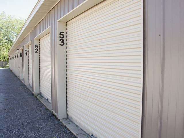 61st Ave Storage | 850 E 61st Ave, Merrillville, IN 46410 | Phone: (219) 915-4147