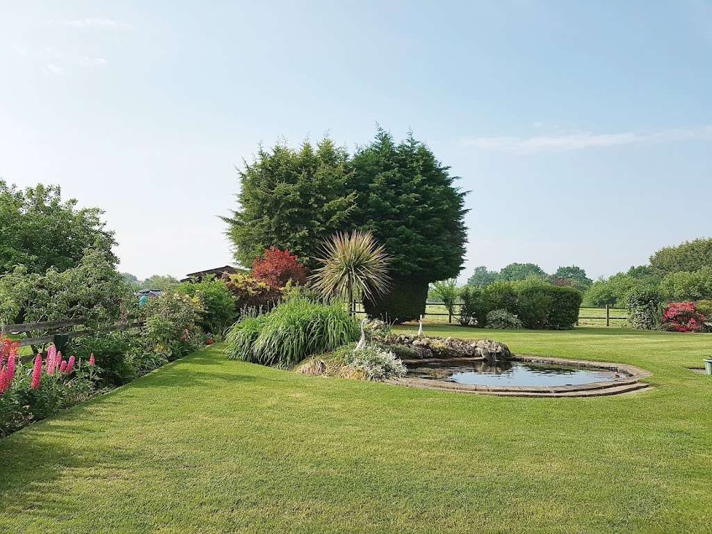 Little Fowle Hall Oast B&B | 3 Little Fowle Hall Oast,, Lucks Ln, Paddock Wood TN12 6PA, UK | Phone: 01892 832602