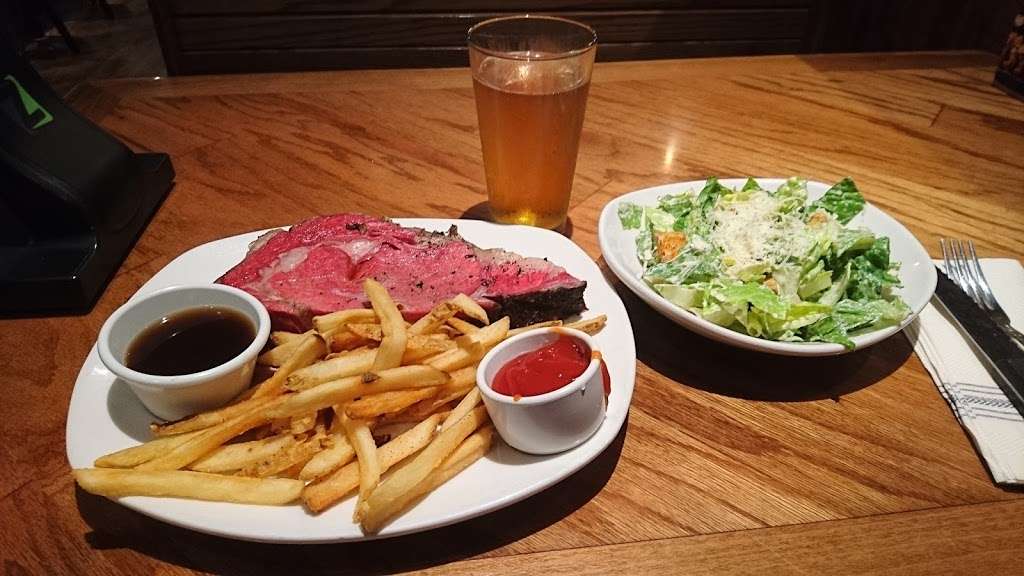 Outback Steakhouse | 1246 Great Mall Dr, Milpitas, CA 95035, USA | Phone: (408) 263-5400