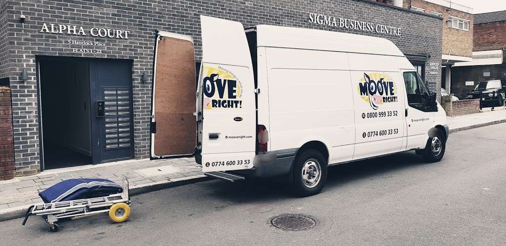 Man With A Van - Moove Right! | 15 Comet Rd, Hatfield AL10 0SY, UK | Phone: 0800 999 3352