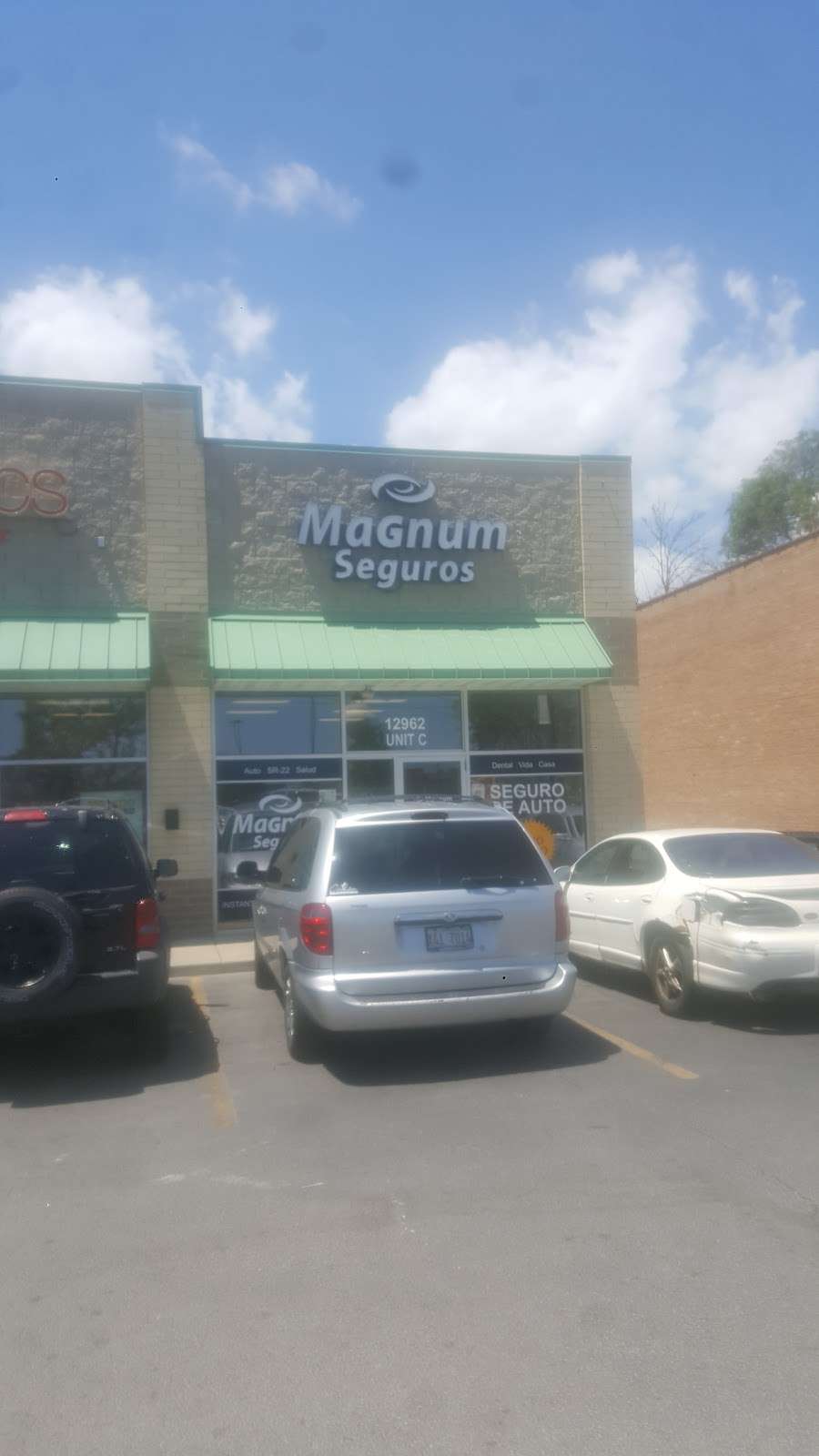 Magnum Seguros | Ashland Ave, Blue Island, IL 60406, USA | Phone: (708) 300-1560