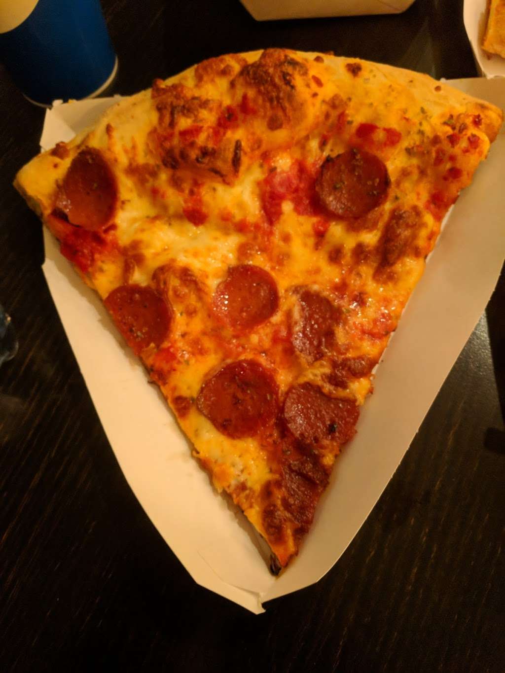 Frankies by the Slice | 600 E Grand Ave, Chicago, IL 60611, USA | Phone: (312) 546-7440