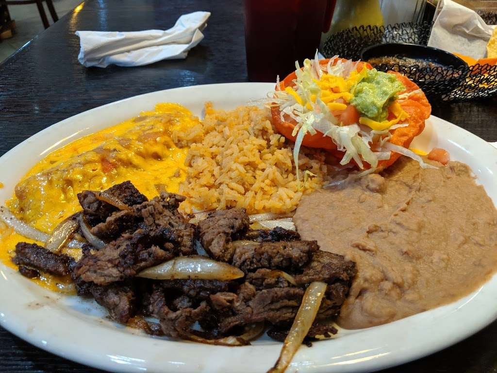 Sandras Mexican Food | 12060 Potranco Rd, San Antonio, TX 78253, USA | Phone: (210) 679-0141