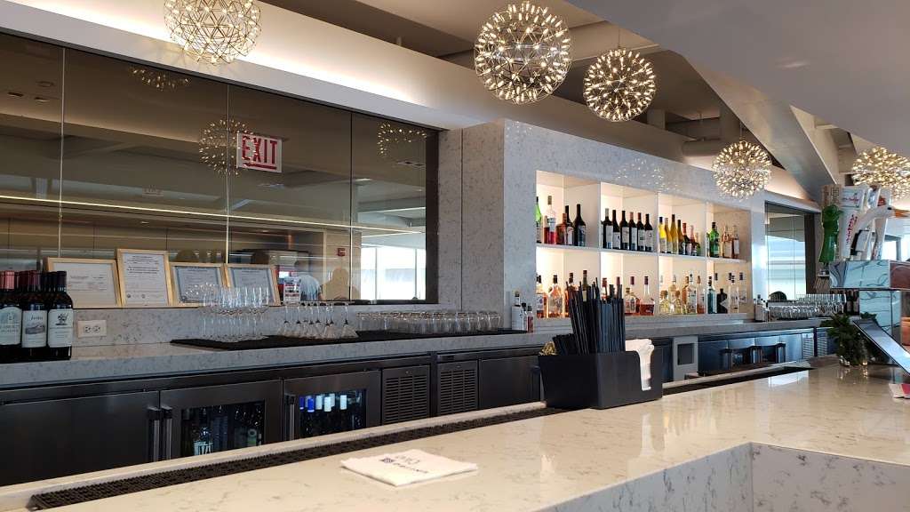 United Club | ORD, 10000 West OHare Ave, Chicago, IL 60666, USA | Phone: (866) 822-5827