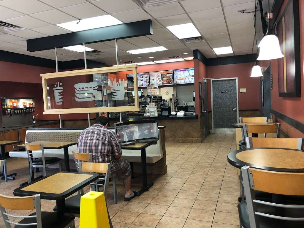 Burger King | 4401 W 18th St, Houston, TX 77092, USA | Phone: (713) 688-2535