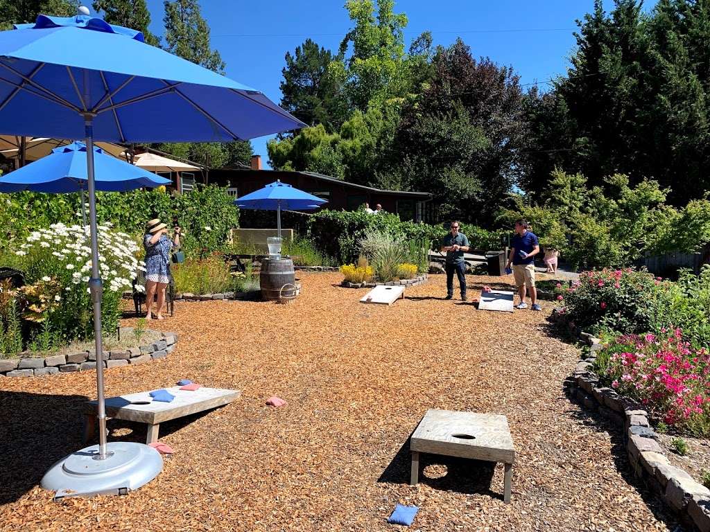 Russian River Vineyards | 5700 CA-116, Forestville, CA 95436, USA | Phone: (707) 887-3344