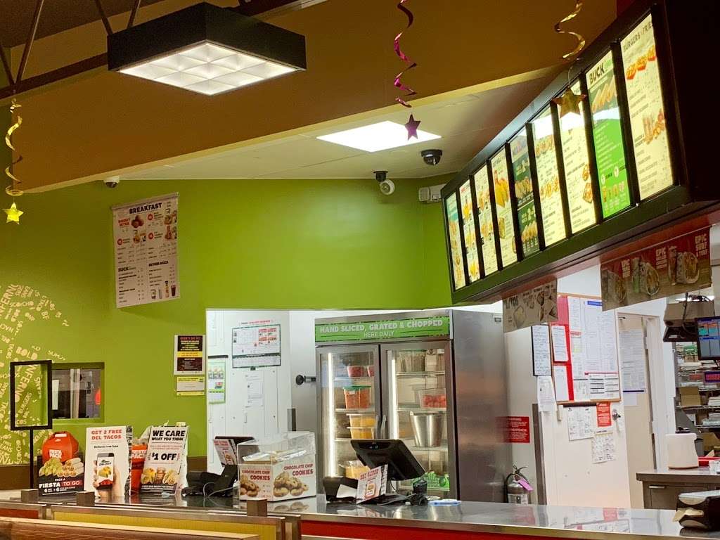 Del Taco | 16150 Perris Blvd, Moreno Valley, CA 92551, USA | Phone: (951) 242-2269