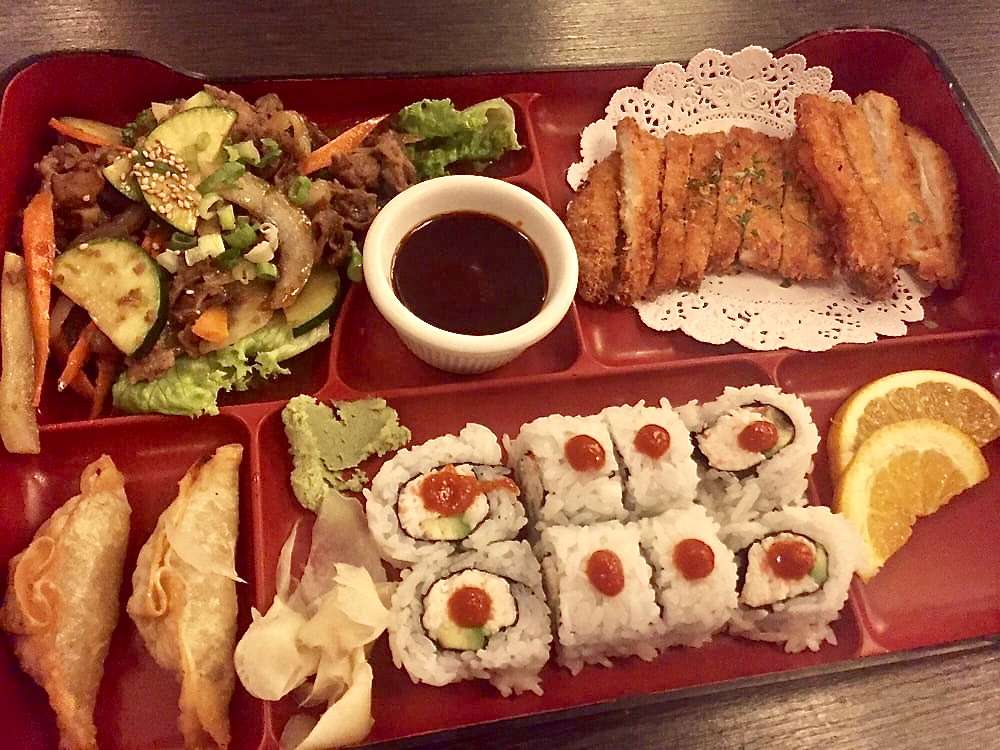 Tomoyama sushi | 6949 El Camino Real #201, Carlsbad, CA 92009, USA | Phone: (760) 930-0215