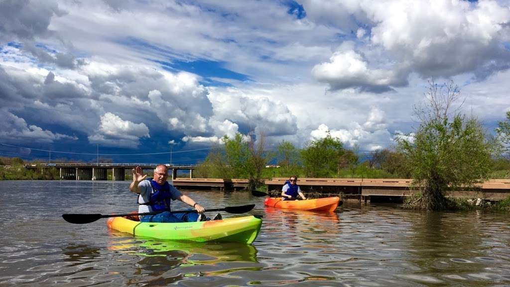 Mission Kayak | 1750 SE Military Dr, San Antonio, TX 78214, USA | Phone: (210) 383-0872